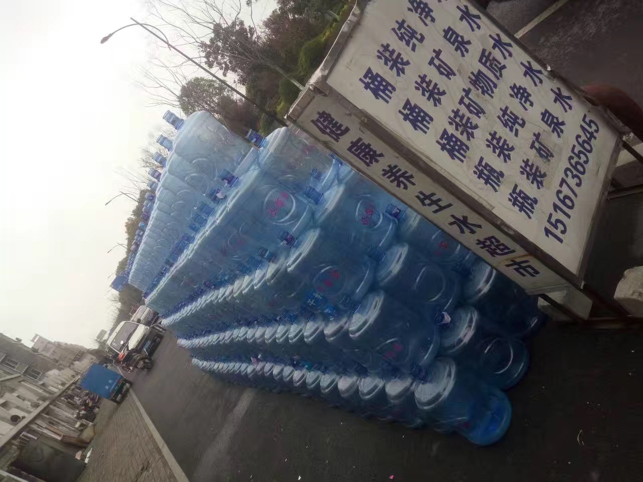 嘉興市健康養(yǎng)生桶裝水超市 - 嘉興市桶裝水站